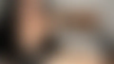 Rate mal wie es unter meinen Dessous aussieht... Soll ich es dir zeigen oder willst du mich lieber selbst ausziehen? 😉