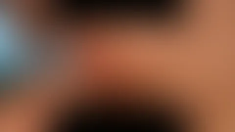 Sag mal … bringst du diese Lippen eher zum Schweigen – oder zum Schreien? 😉