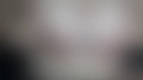 Viel Öl und dicke Titten