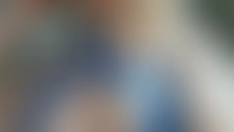 Endlich ist Freitag und das Wetter scheint auch endlich besser zu werden, was heisst das für uns? Wir starten jetzt endlich voll durch, geil, freizügig und voller guter Laune, bist du dabei? Schick