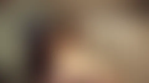 HeiĂer a***hđđ„auf dem Bett allein