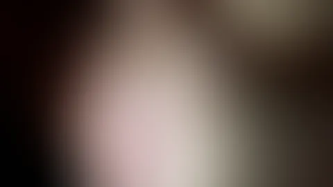 User Jordan fingert Fleischpussi