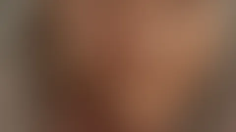 Mhh wie geil er mir in die Fresse p**st in der Badewanne willst du auch?💦💦💦🔞💋👄