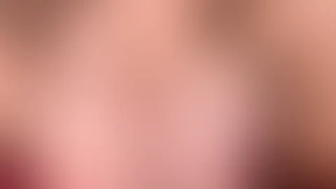 Rote Lippen♥️ Perfekt um deine Eichel zu lecken, während du diesen dicken Titten f**kst