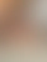 Wie findest du schöne Frauenfüße? Wenn du auf sowas stehst, kommst du auf meinem Profil auch auf deine Kosten 😌 Ich werde auch Fuß-Content hochladen 🦶🏻💋 Hier schonmal ein Bild von mir , wo man mei