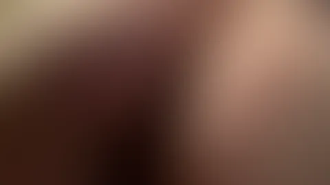 Würdest du mir zum Einschlafen an meiner P***y spielen und sie nochmal schön feucht machen?...🫦💦