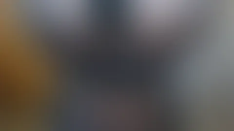 Füße? Satinhöschen? A***h?