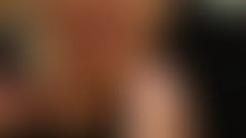 Ihm schön b****n und nebenbei mit seiner freundin telefonieren 🤭😈