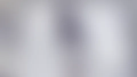 Für dich lege ich meine Sonnenbrille ab und ziehe mich aus