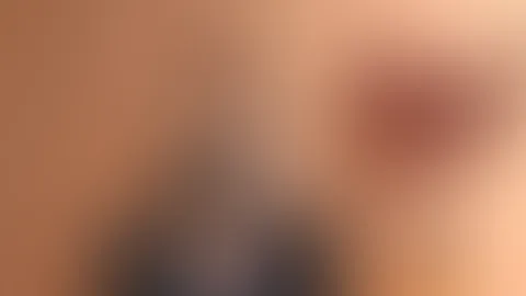 Heute mal etwas ruhiger… aber unterschätz das nicht 😉 Ich genieße den Moment – und vielleicht denk ich dabei gerade an dich… Komm ein Stück näher, ich hab da noch mehr zu zeigen 💫