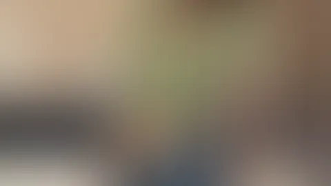 😑