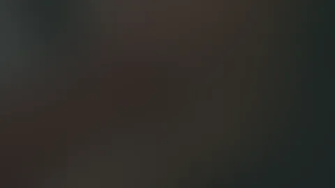 Riesen Vibrator gelutscht und in P***y Gesteckt 💦 🥵
