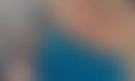 🥳