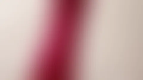 Dildo F**ken in der Badewanne