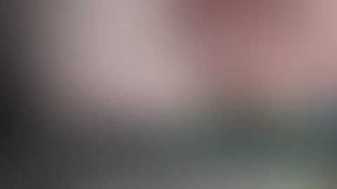 Mein Liebhaber war so erregt von meiner engen M****i, dass ich nicht widerstehen konnte und mich mit seinem heißen S****a füllte.