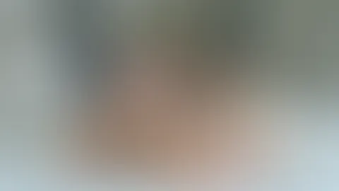 Ich wünsche einen schönen Vatertag und sende dir dazu einen feuchten Gruß😉 Geile Drehpartner (Männer und Mädels) sind bei mir immer bei mir willkommen👍️ Deine geile F**kstute, Schluck-Weltmeisteri