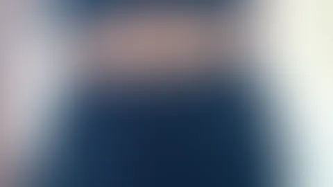 Stell dir am besten vor du bist es der mich auszieht 😈😏