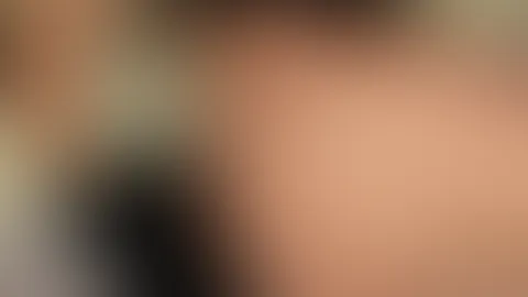 Willst du mich ganz nackt sehen? Dann folg uns doch gerne und erlebe uns live beim geilen S*x.