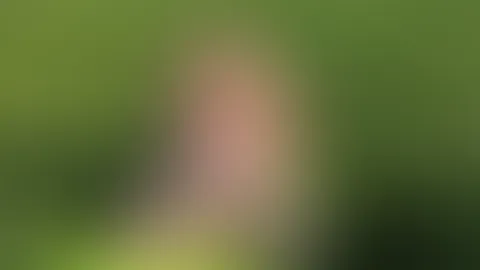 Public !!!!!!!!!!!! Geile Orgasmen auf dem Feld