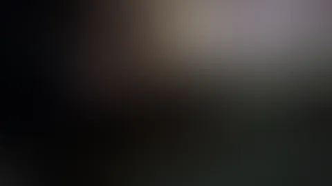 Da werde ich einfach um 5 uhr geweckt, mit P***o und einem divken S*****z ,zieh mir schnell was an und die P***y ist direkt nass . đ„đŠđ