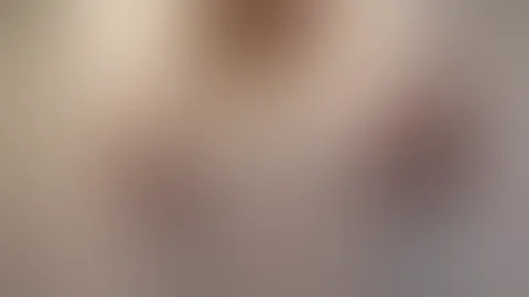 Ein Tittydrop mit 80D Titten für dich! Ich liebe es dieses Top ohne BH zu tragen!