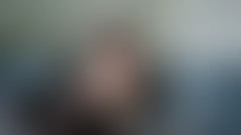 đ 19. TĂŒrchen â Vorsicht, heute wirdâs heiĂ! đ„ Heute knistert nicht nur der Kamin â auch die Vorfreude steigt. Ein kleines Augenzwinkern, ein frecher Gedanke und ein Hauch von Versuchung: Manchmal s