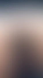 Übrigens, ich gestehe: Ich ziehe meine Unterhosen oft ohne sie zu waschen an, um den Duft meiner Erregung zu bewahren. Bist du bereit, die Grenzen der Verführung zu überschreiten und die verborgenen G