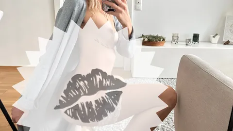 Du darfst dir heute etwas von mir wünschen… was wäre es? 💋