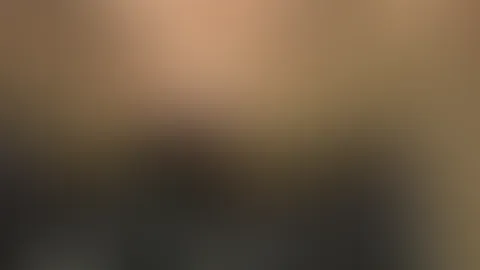 Geile S*x mit große Dildo und F**kmaschine