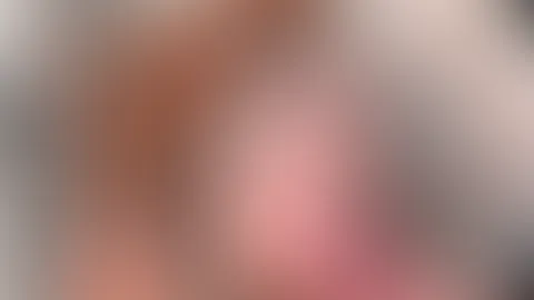 Es macht mich so extrem geil wenn schön der Saft ins Gesicht spritzt das meine F***e vor geilheit tropft 🤤
