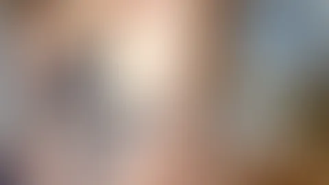 Ein geiler A***h kann auch entzücken..Welches Bild gefällt besser?