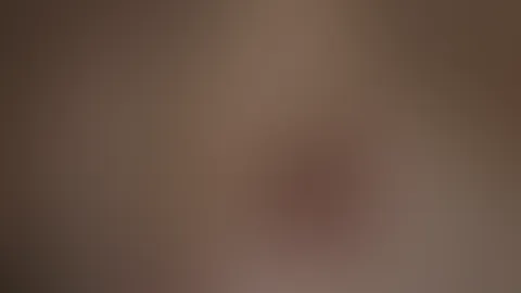 Guten Morgen , ich liege gerade noch im Bett , nackt und feucht . Streichel mich und denk dabei das du es bist  😉🔥