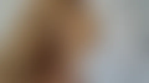 Kommst du beim nächstenmal mit mir Duschen & seifst mich dann ein ? ;)