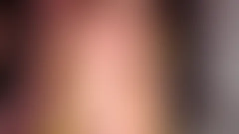 Ich seh genau, wie lange du hinschaust 😉 Mach ruhig langsam. Ich bleib noch ein bisschen so für dich 💋