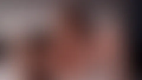 Geiler Orgasmus mit großem Dildo und Dirty Talk