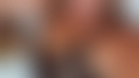 Wie findest du schwarze Spitze? Magst du es mir ausziehen?