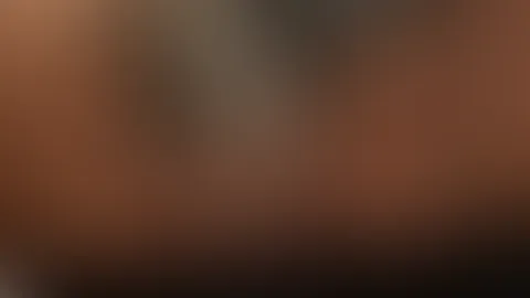 In meinem A***h steckt schon ein Plug😋 und meine F***e braucht auch dringend eine Füllung 🚀💦 Bin grad so horny!! Wer ist bereit für mich? Oder muss ich mir die P***y wieder alleine rubbeln??😁(Vide
