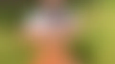 Na abgelenkt oder würdest du das Tor noch treffen?