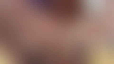Oh Baby , wärst du jetzt gerne mein Nachbar oder doch mein Handwerker von neben an 😜 was würdest du tun wenn du mich plötzlich so im Garten siehst ? 😘
