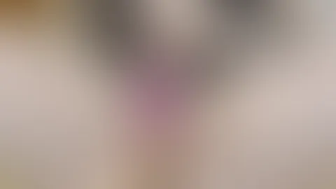Da schmatzt die p***y 🥵 Dildo rein und Vibrator noch dazu😛 mhm Lecka💦