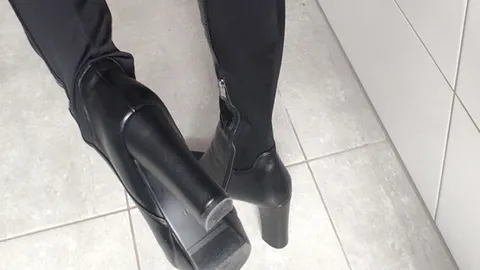 Strapon Session with me
