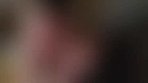 MEIN ERSTER BLOWJOB😍😍😍 Ich war super aufgeregt dich bei meinem ersten Blowjob mitzunehmen. Sieh zu wie ich ihn so tief wie es geht schön blase und dabei auch seine Eier verwöhne. Ich habe gehört,