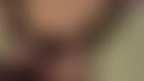 Eng geschnürt mit Gruß auf dem Hintern