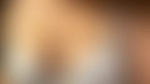 hilfst du mir beim ausziehen babyy?