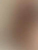 LĂ€sst der Ausschnitt mich immer noch so brav aussehen Daddy?đ§žđ