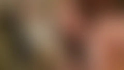 Hier direkt ein spontaner Fun Clip von gestern Abend. Ich war schon eingemummelt und muss nochmal los. Wie souverän ich mich im Bademantel an der Packstation mache siehst du hier :)
