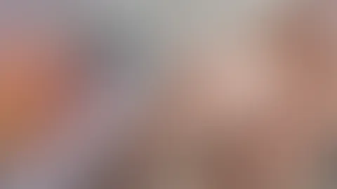 Wollte mir eigentlich was geiles Kochen aber wie ich den Kochlöffel rausholte musste ich an einen harten S*****z denken und wurde geil 😀.
