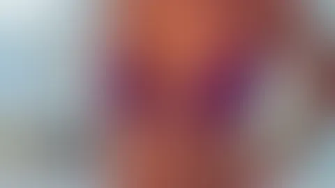 Bin in der Therme heute 👅 und solang der Lush hier 🟢 leuchtet.. hab ich ihn auch IN MIR 😏👅 CONTROL ME 🎮 und besorg es mir heute 💦🤤 Vielleicht sitz ich grad in der Saune? Bin im Pool oder irgen