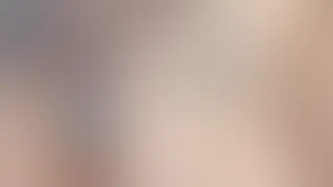 W***s mir auf die brüste 🥵💦