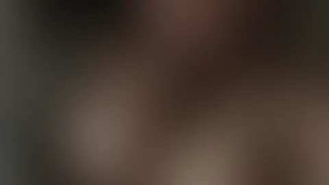 Wer hat Lust mich und meine zwei Melonen zu unterhalten 😋💦